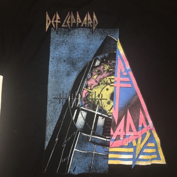 Def Leppard Band Tee - Pyro - Excellent Condition - Picture 2 of 4